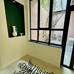 Arty Avec Patio נים