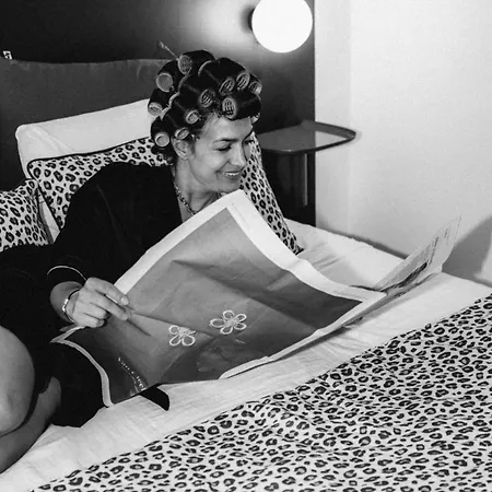 Arty Avec Patio Nîmes