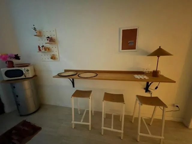 Arty Avec Patio Nîmes