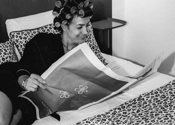 Arty Avec Patio Nîmes